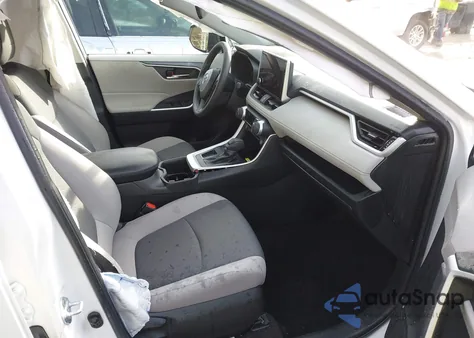 2024 Toyota Rav4 Xle from USA, damaged, VIN 2T3W1RFV2RW331010